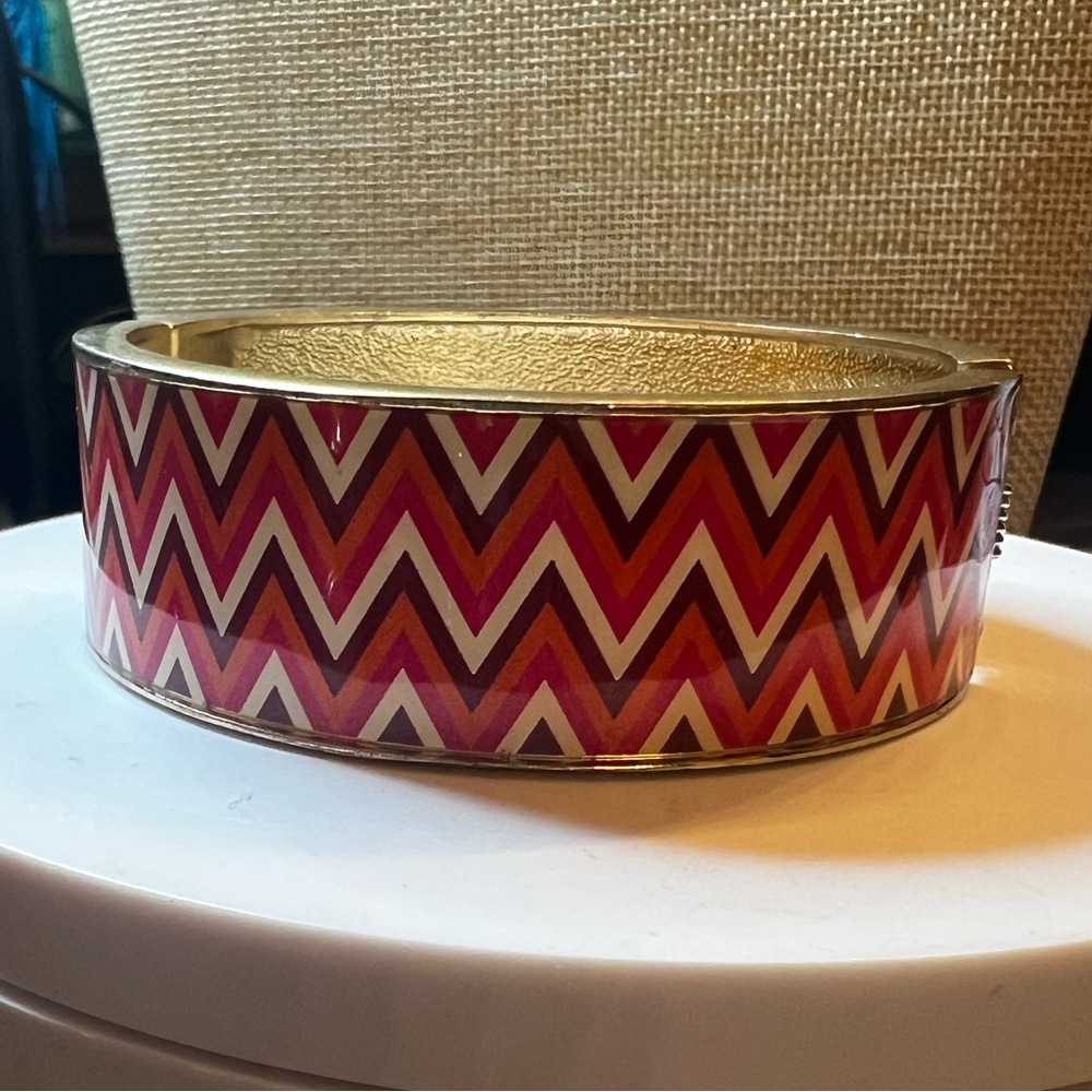 Gold-Trim Chevron Clamper Bangle Bracelet in Pink and Orange